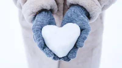 Boule de neige en forme de cœur